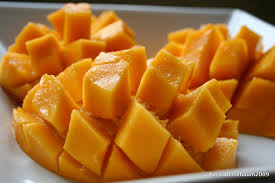 Mangoes Manufacturer Supplier Wholesale Exporter Importer Buyer Trader Retailer in Dapoli Maharashtra India